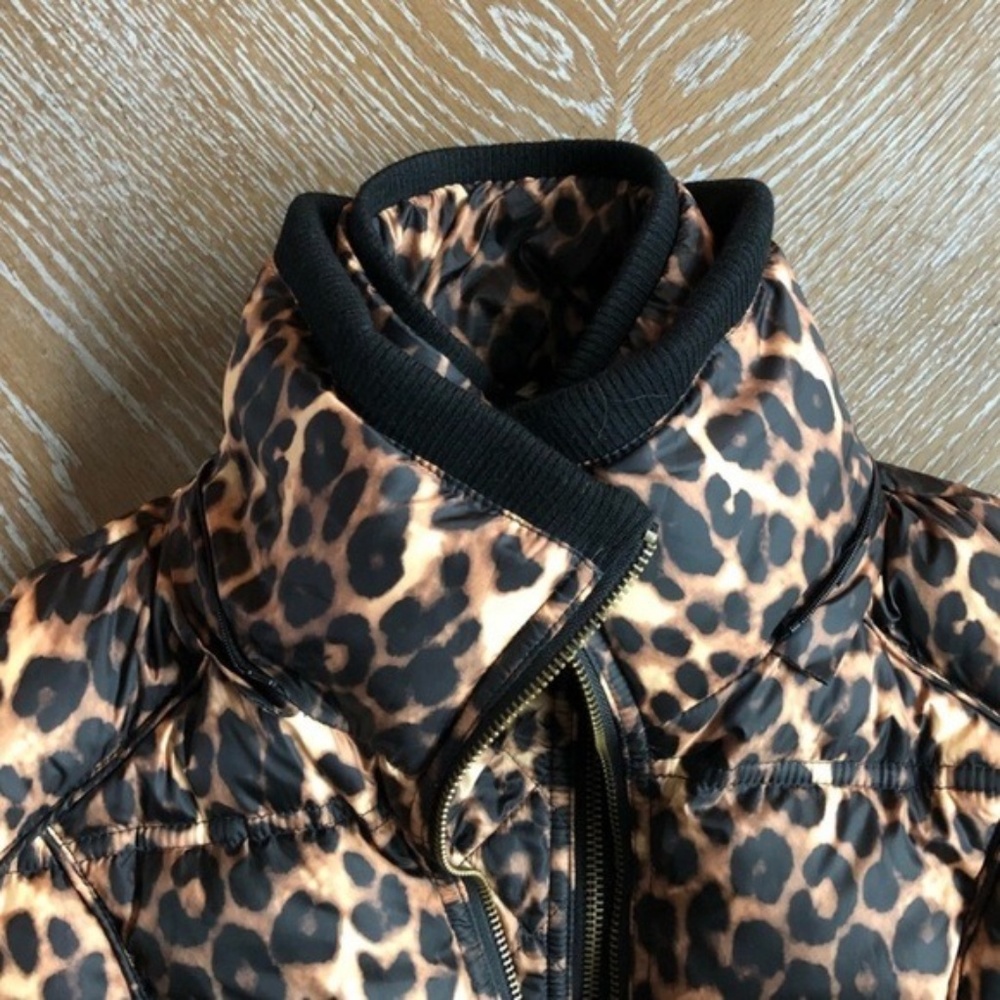 GUESS Cheetah Down Puffer Coat